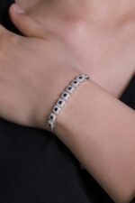 Mavi Safir Kare Taşlı Asansörlü Bayan Gümüş Bileklik