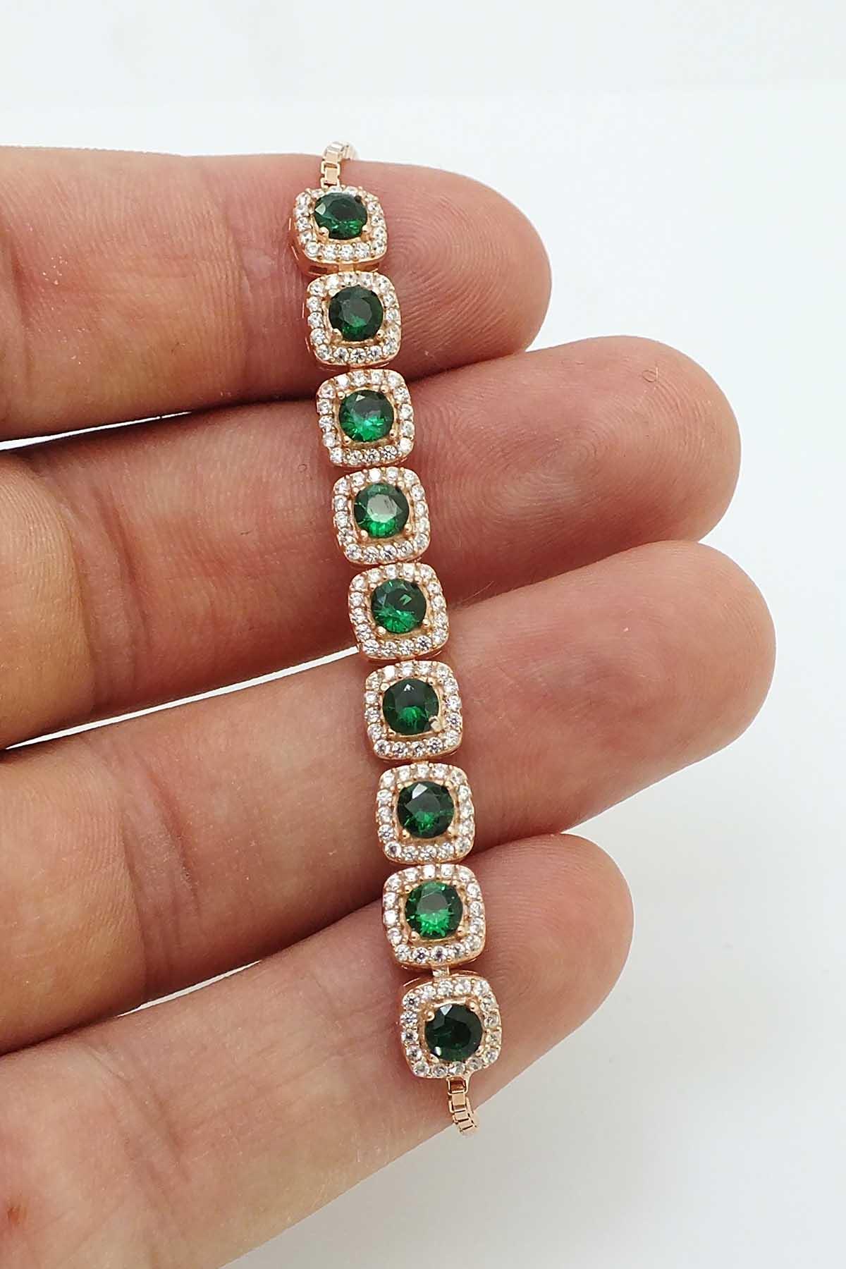 Yeşil Yeşim Kare Taşlı Asansörlü Bayan Gümüş Bileklik