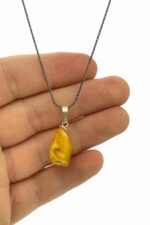 Doğal Kehribar Taşlı Formsuz Bayan Kolye