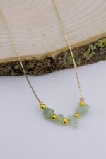 Kırık Taşlar Serisi Doğaltaşlı Mix Kadın Genç Kız Kolyesi Modeli