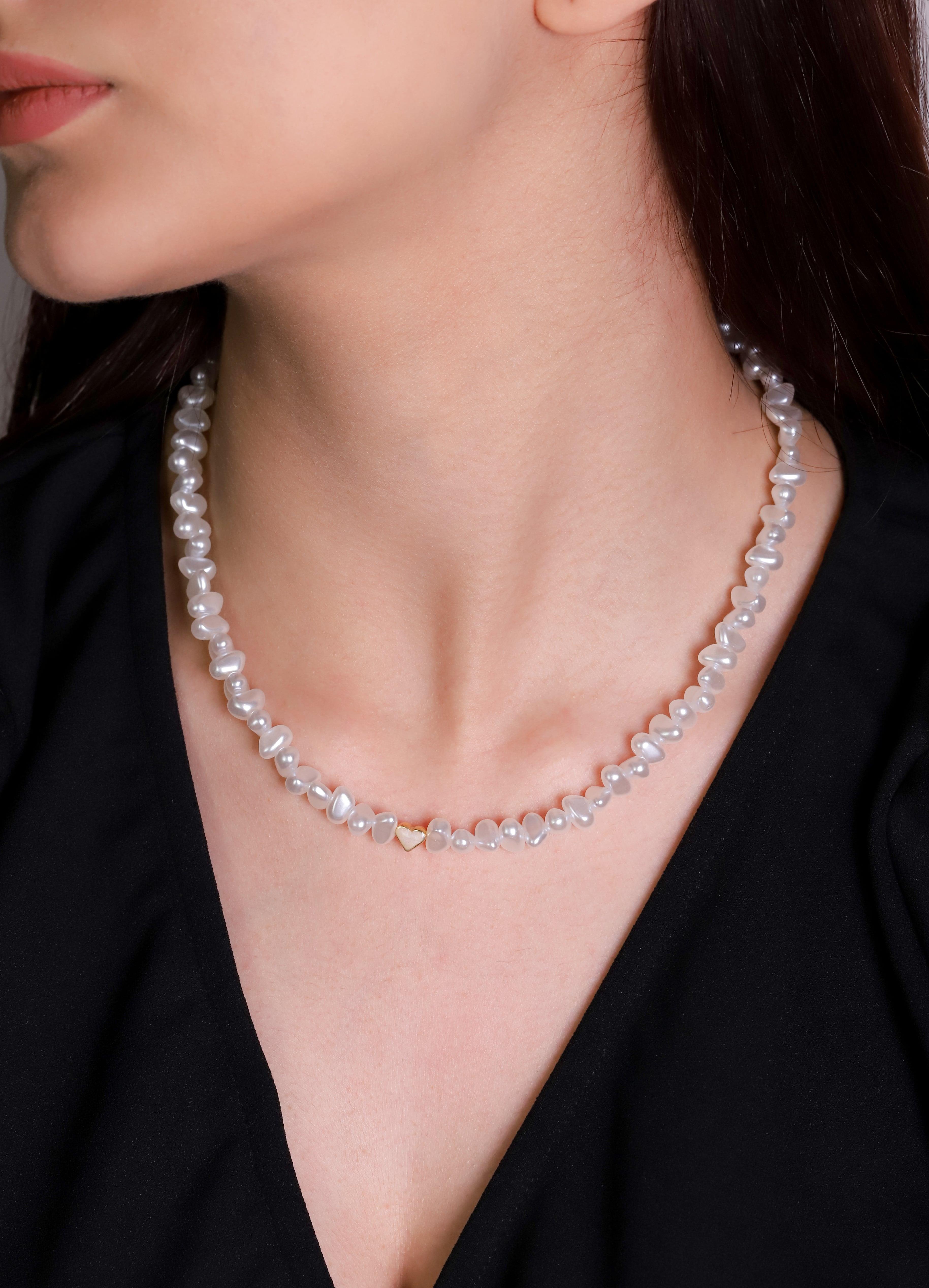 Kırık Taşlar Serisi Doğaltaşlı Mix Kadın Genç Kız Kolyesi Modeli