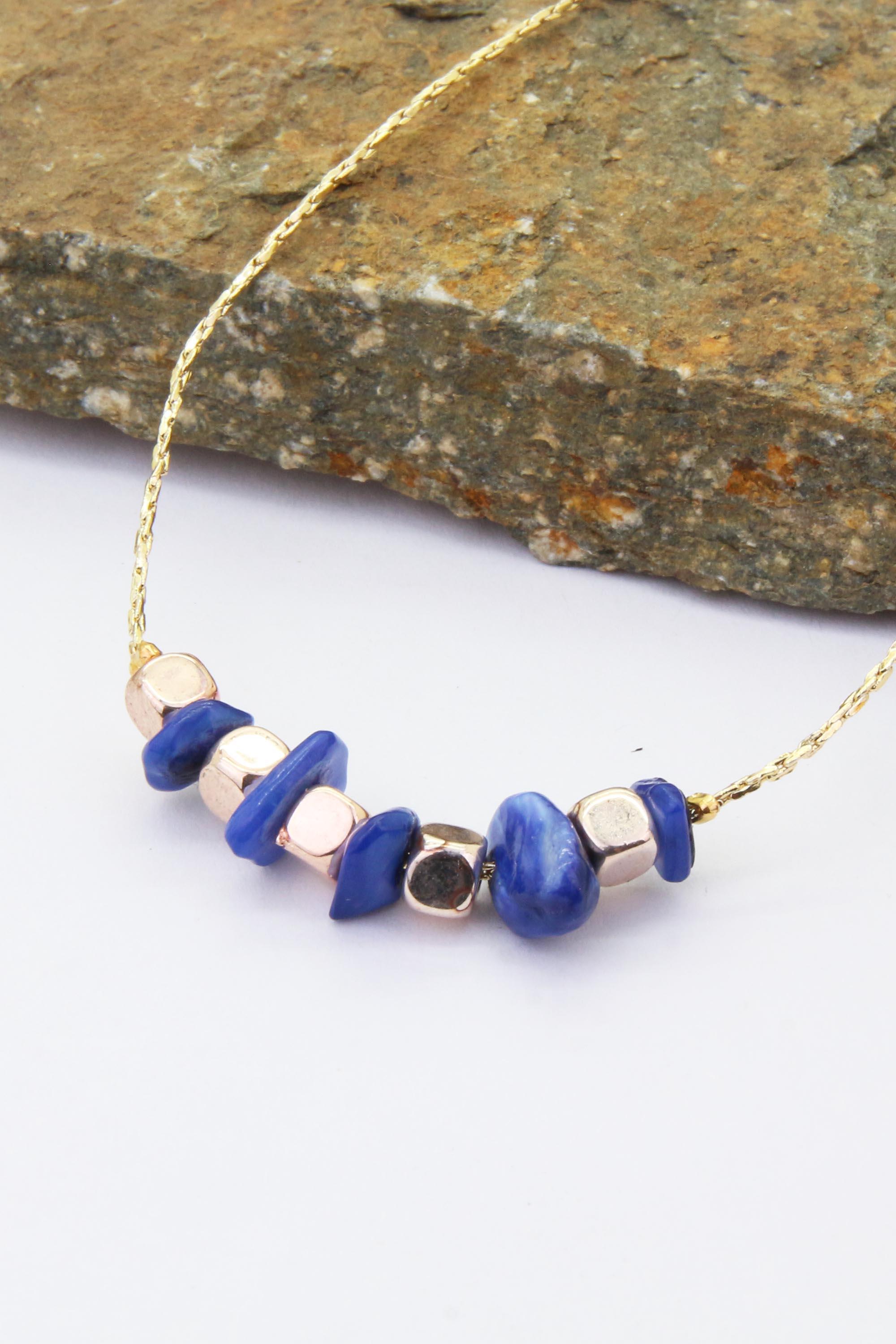 Kırık Taşlar Serisi Doğaltaşlı Mix Kadın Genç Kız Kolyesi Modeli