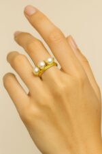 Vintage Tarzı Altın Kaplama Beyaz Üç İnci Taşlı Otantik Ayarlanabilir Kadın Yüzüğü