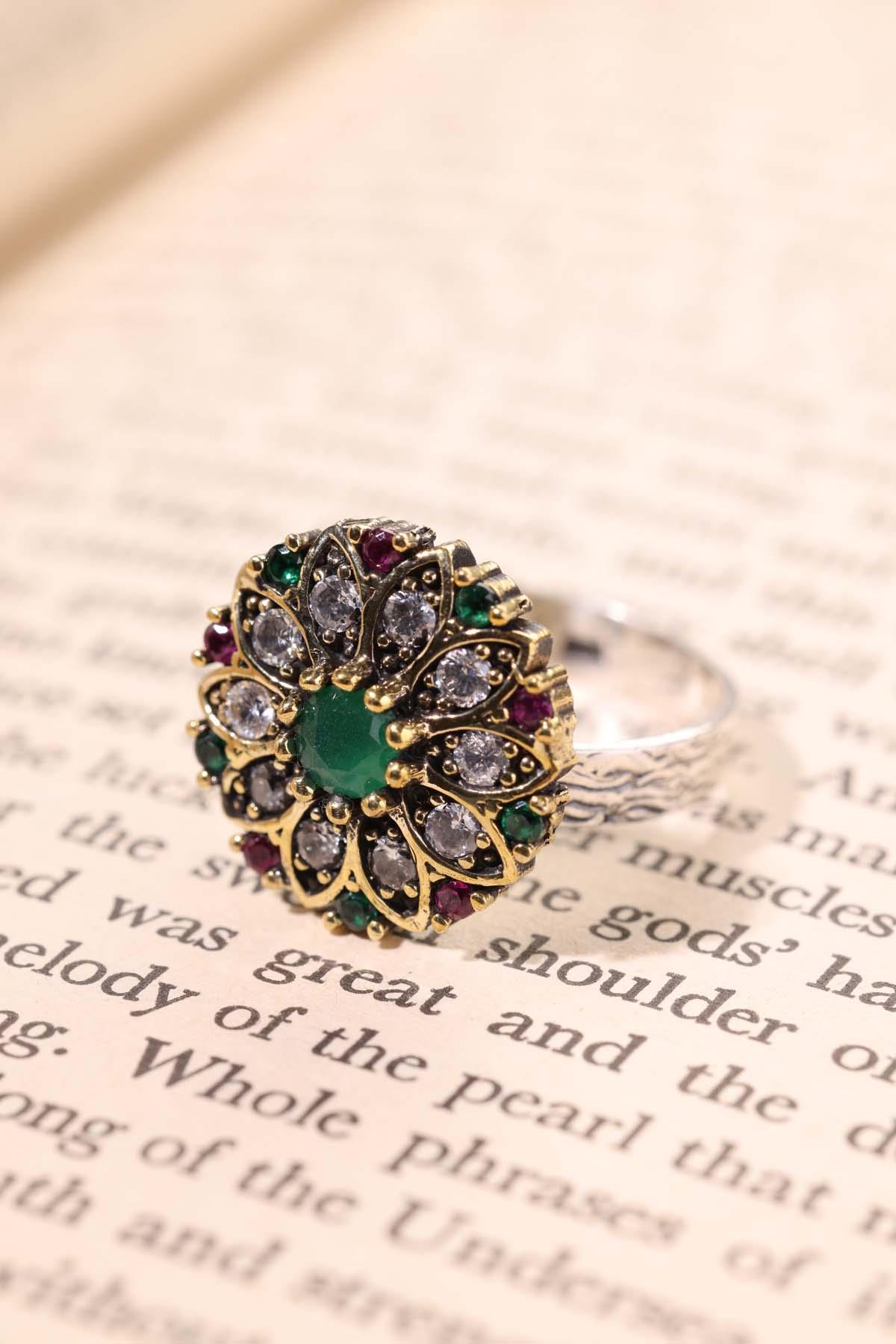 Verde Serisi Renkli Taşlı Gümüş Otantik Takı Ayarlanabiilir Yüzük